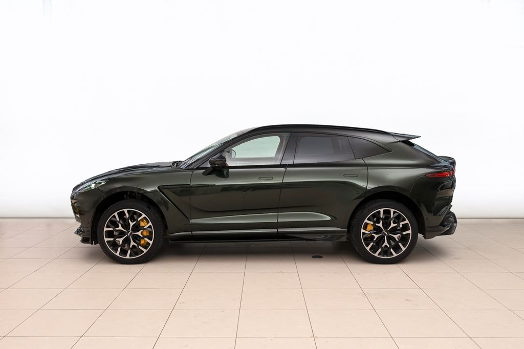 Aston Martin DBX 2023