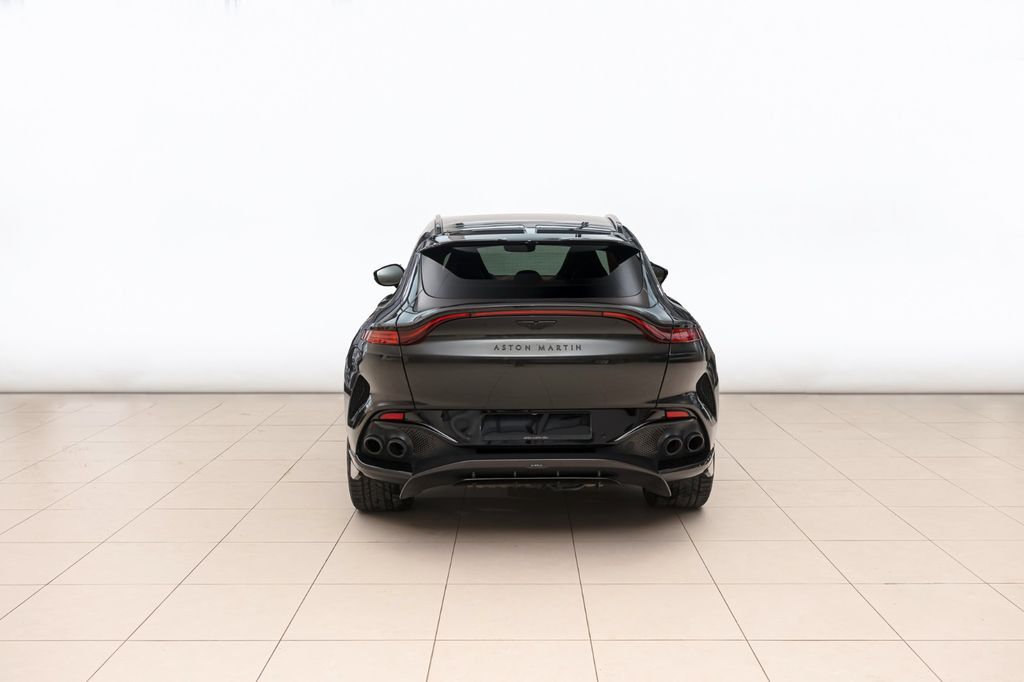 Aston Martin DBX 2023