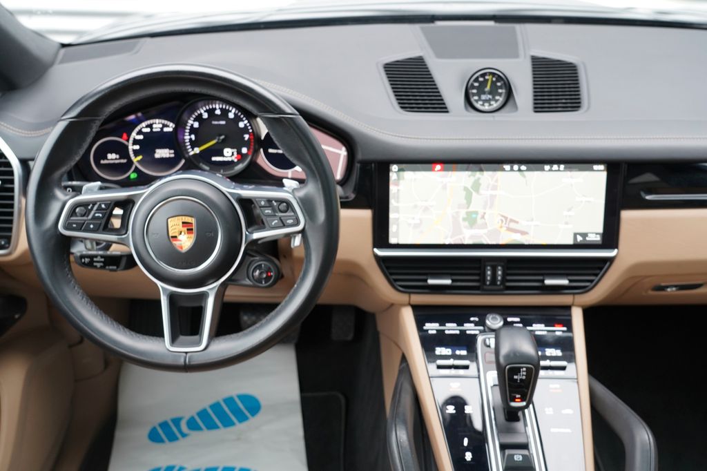 Porsche Cayenne 2020