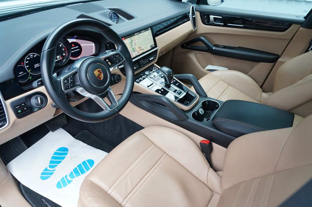 Porsche Cayenne 2020