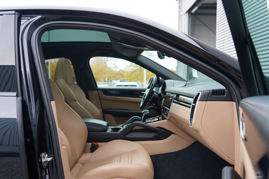 Porsche Cayenne 2020