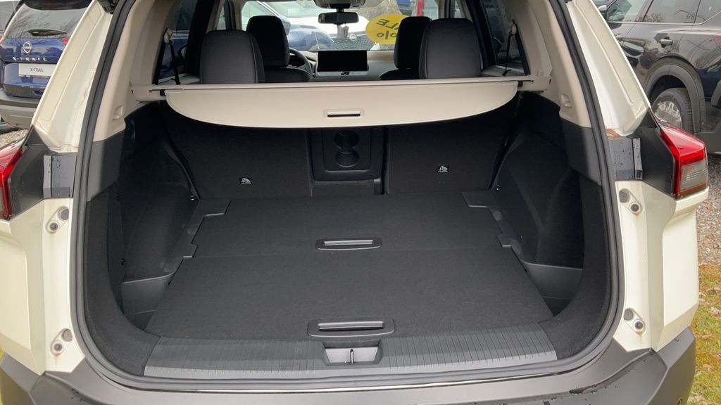 Nissan X-Trail 2025