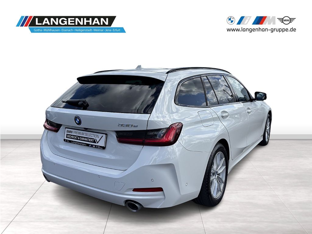 BMW 330 2024