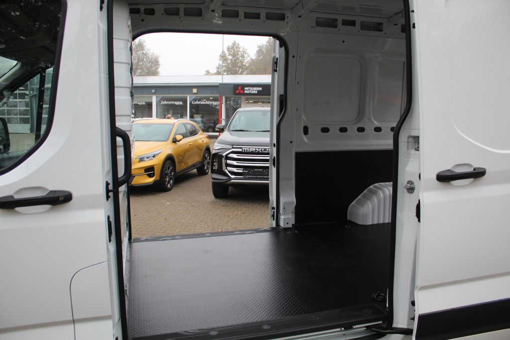 Maxus Deliver 9