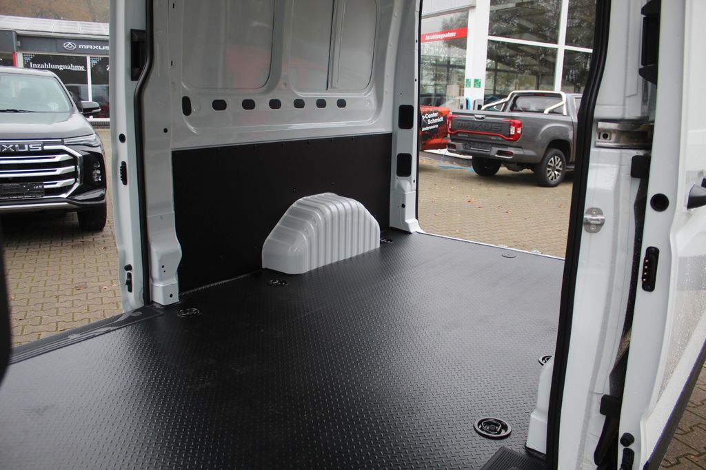Maxus Deliver 9