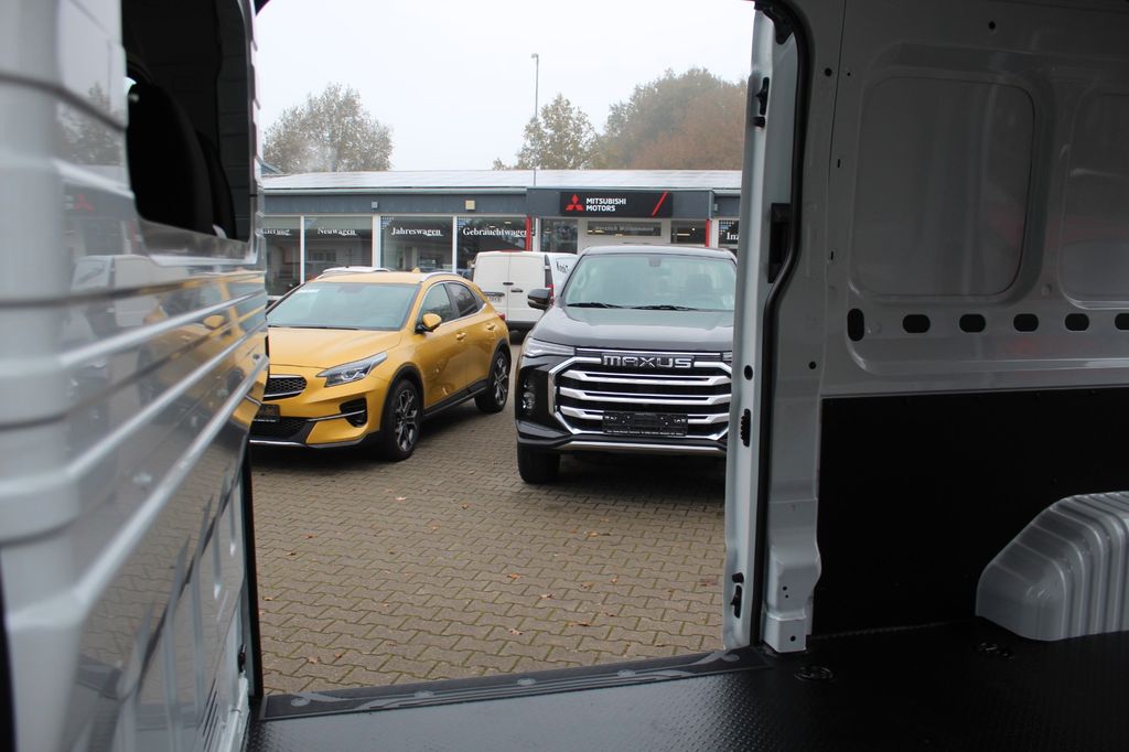 Maxus Deliver 9
