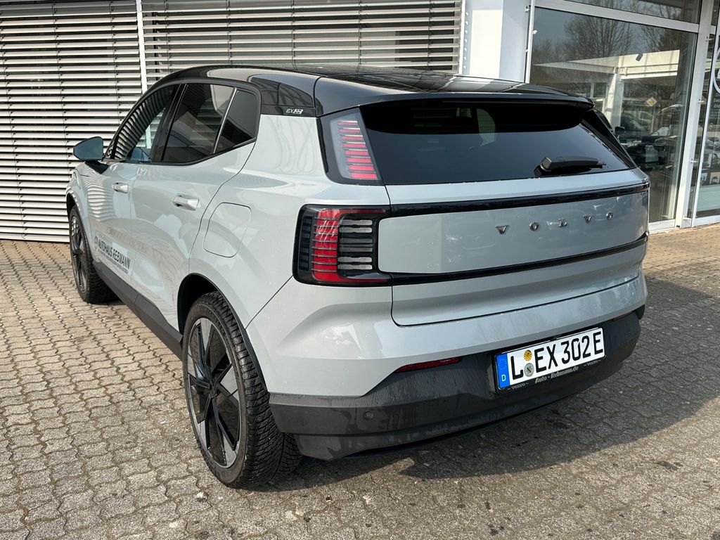 Volvo EX30 2024