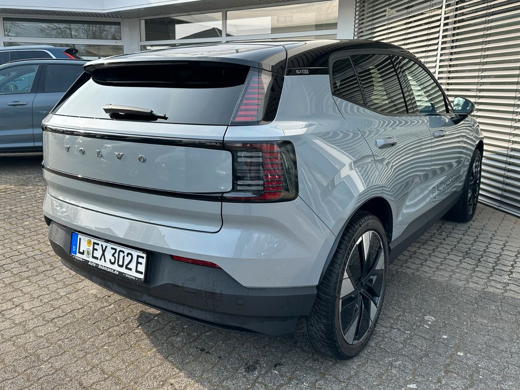 Volvo EX30 2024
