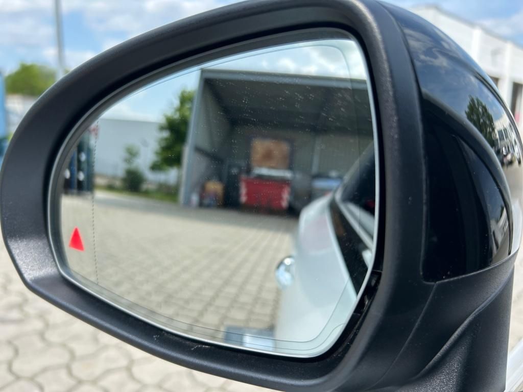 Mercedes-Benz CLE 220 2024