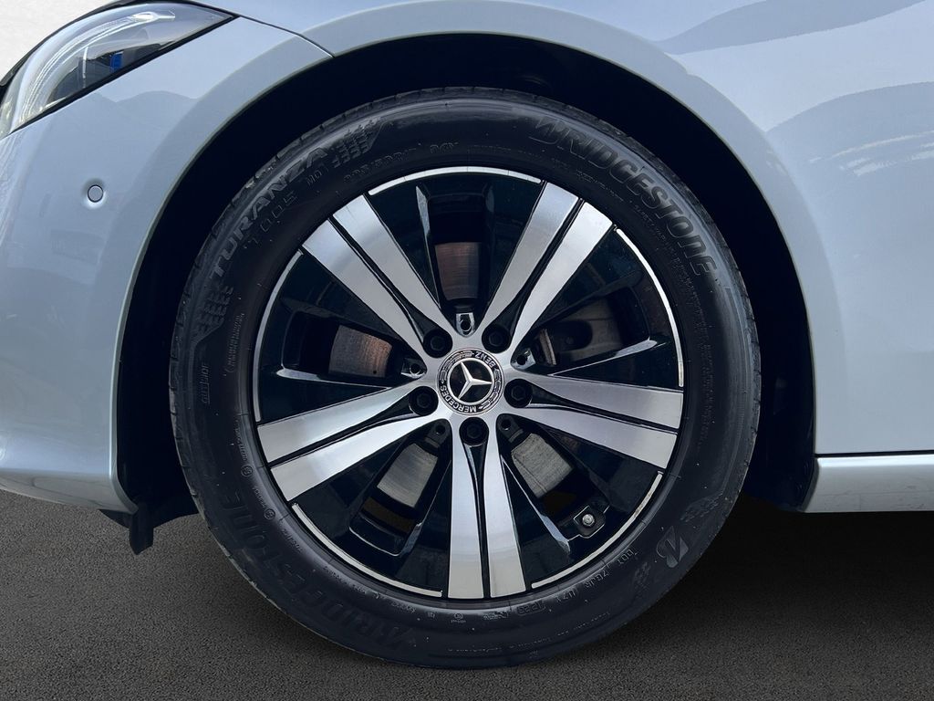 Mercedes-Benz C 300 2023