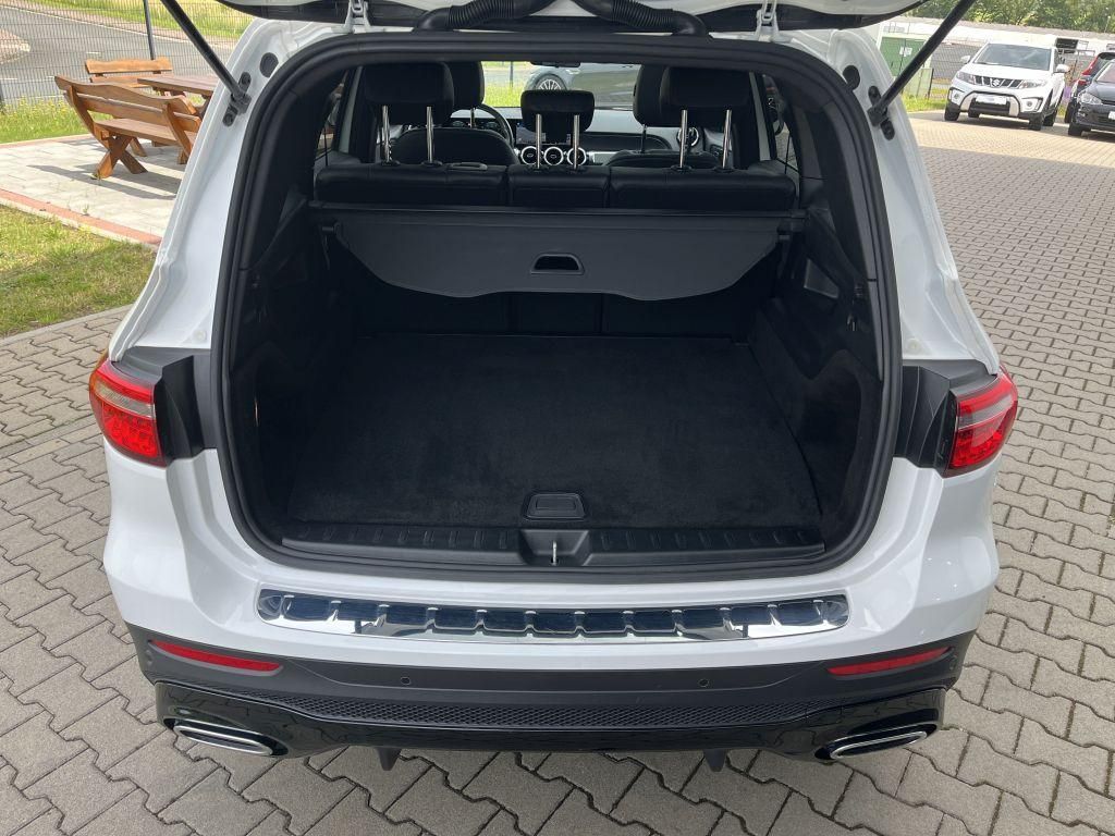 Mercedes-Benz GLB 200 2020