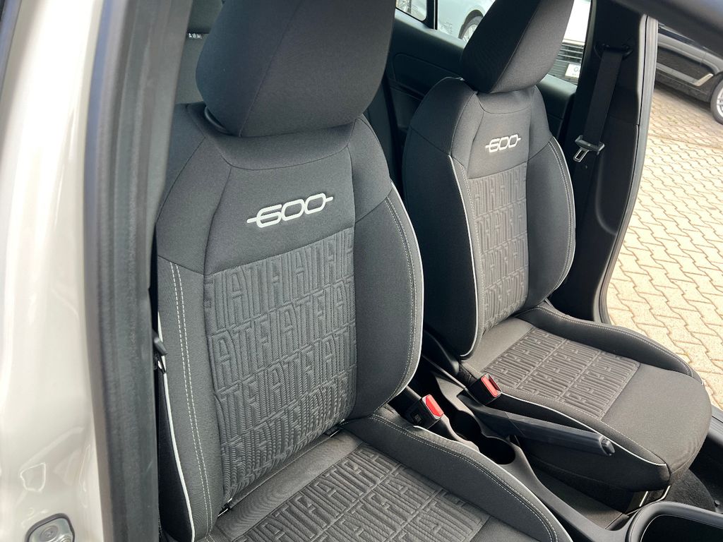 Fiat 600 2024