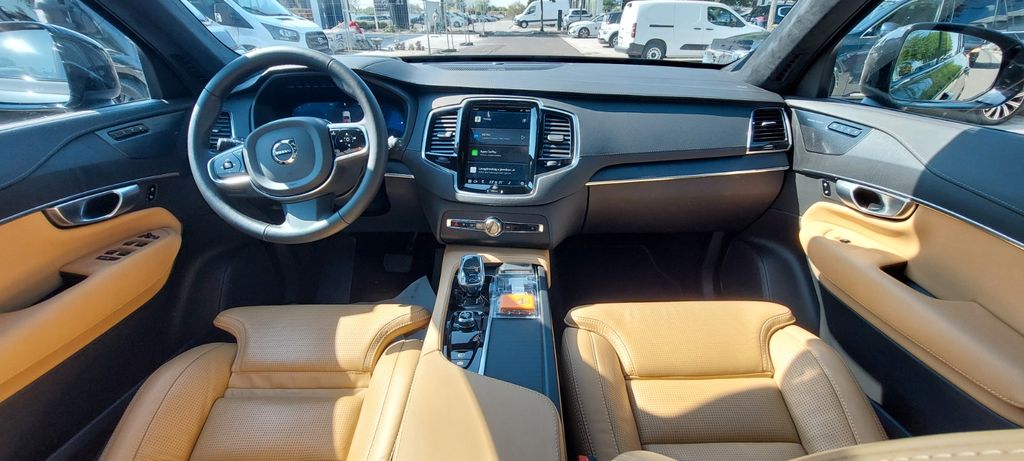 Volvo XC90 2024
