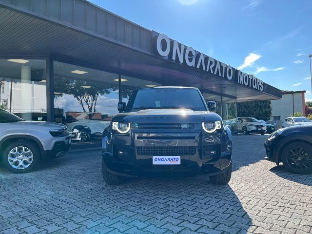 Land Rover Defender 2024
