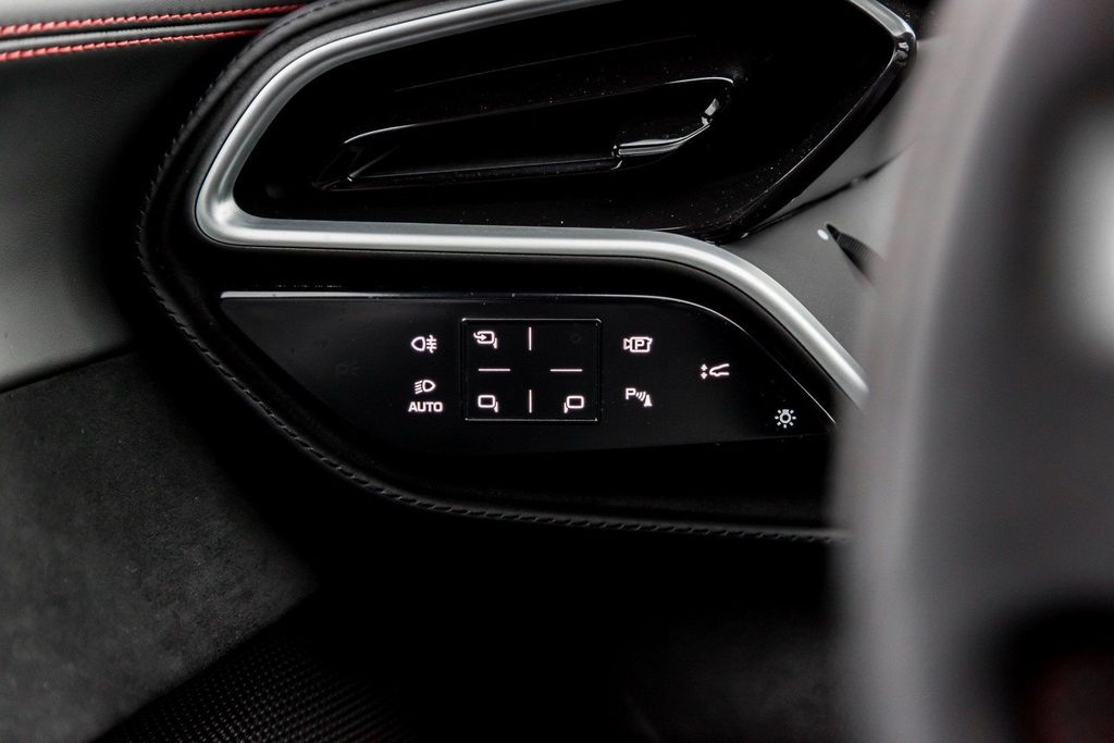 Ferrari 296 GTB 2023