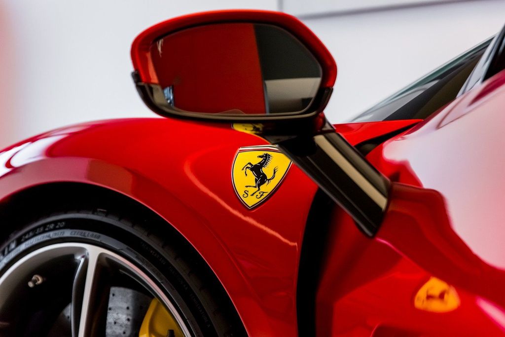 Ferrari 296 GTB 2023