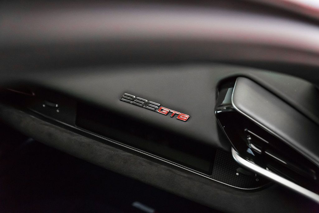 Ferrari 296 GTB 2023