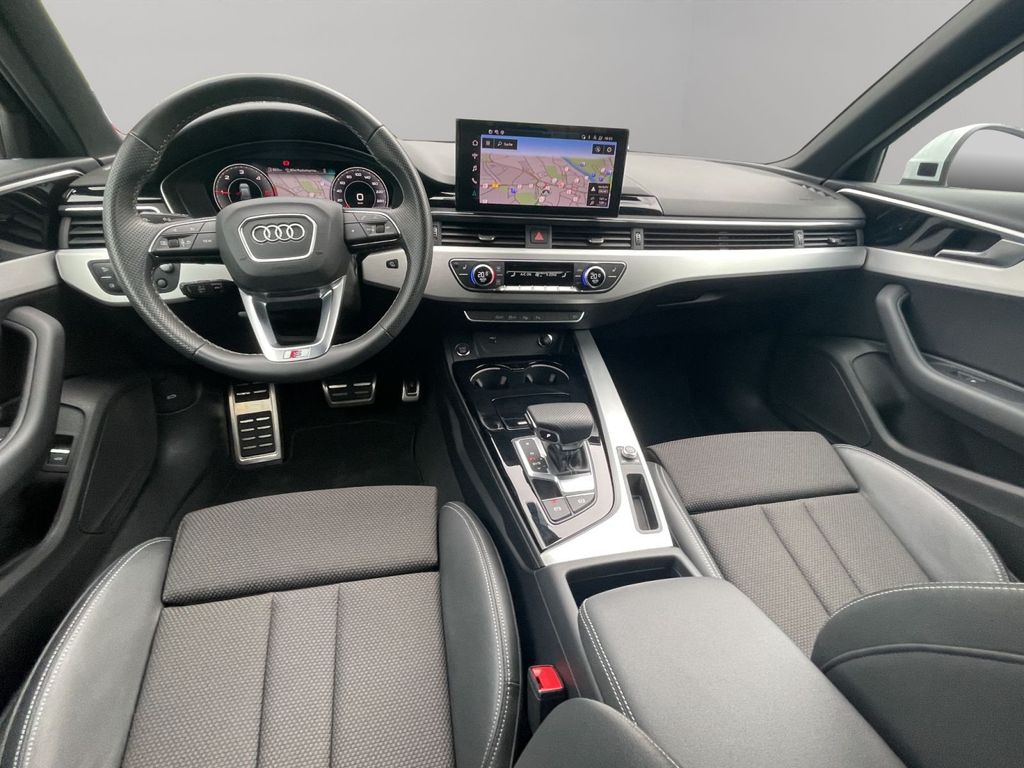 Audi A4 2023