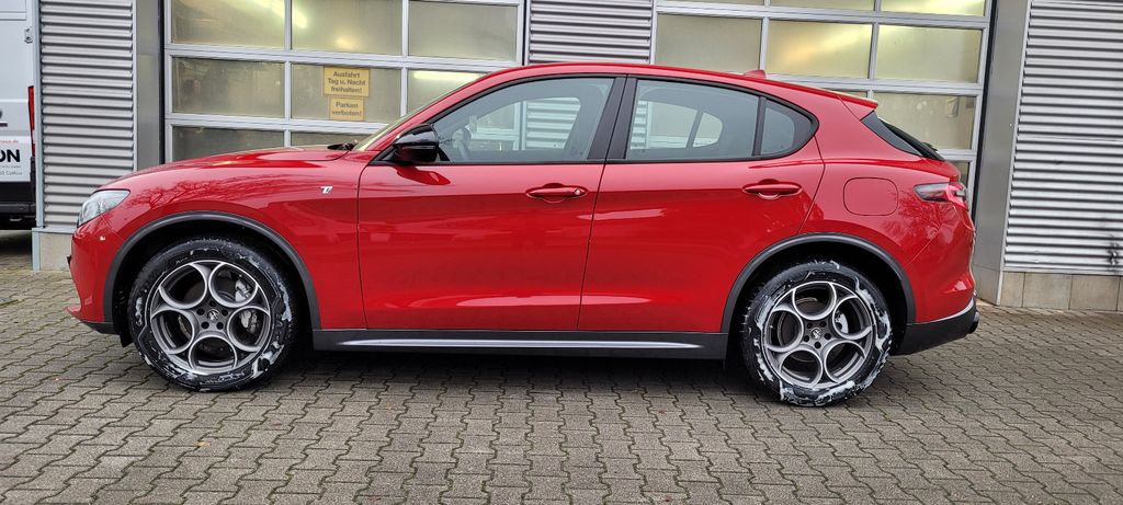 Alfa Romeo Stelvio 2023