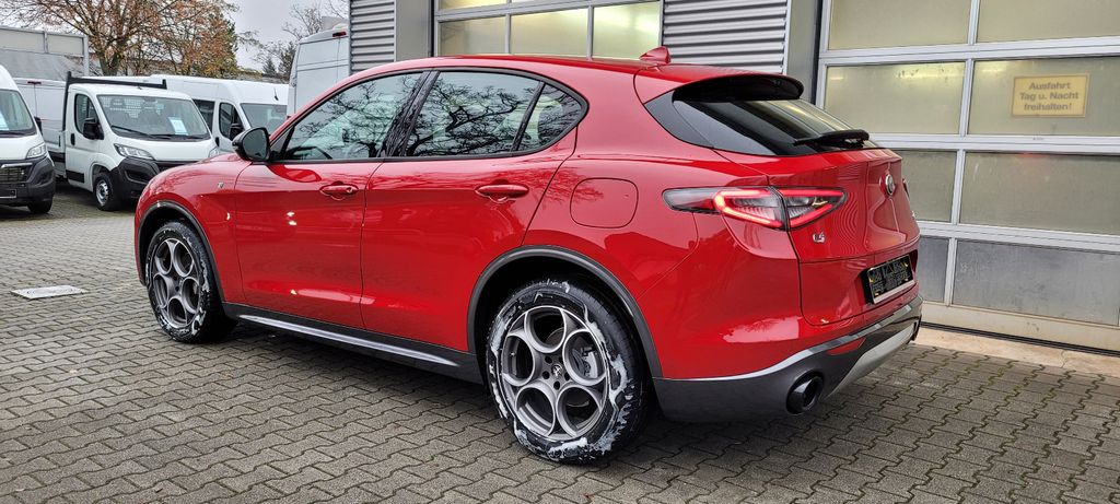 Alfa Romeo Stelvio 2023