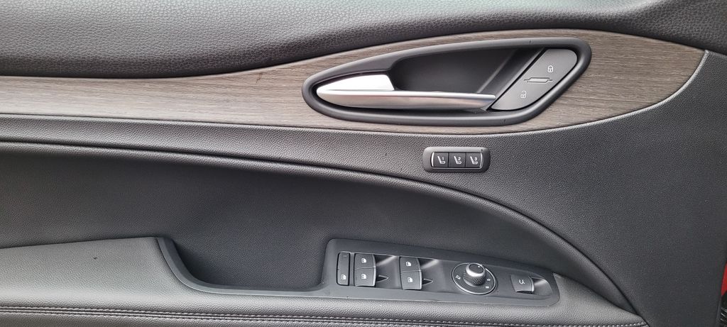 Alfa Romeo Stelvio 2023