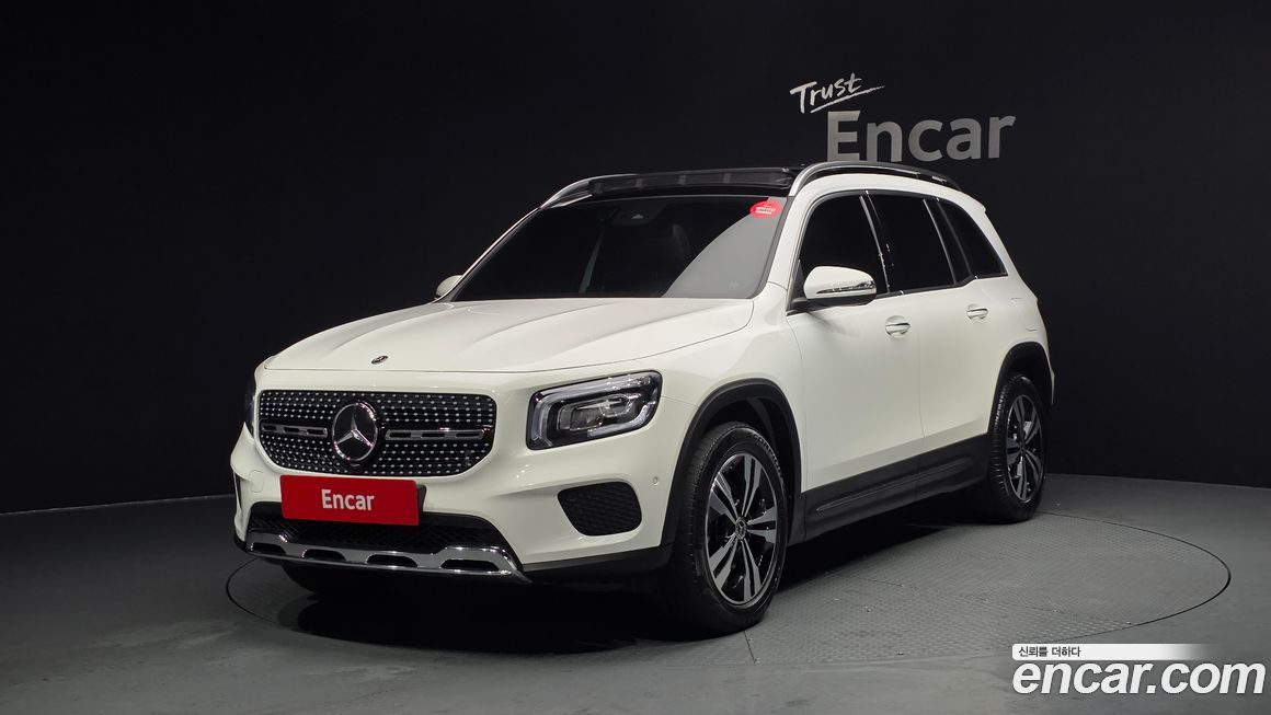 Mercedes-Benz GLB-Class 2021