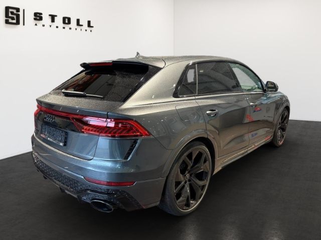 Audi RSQ8 2024