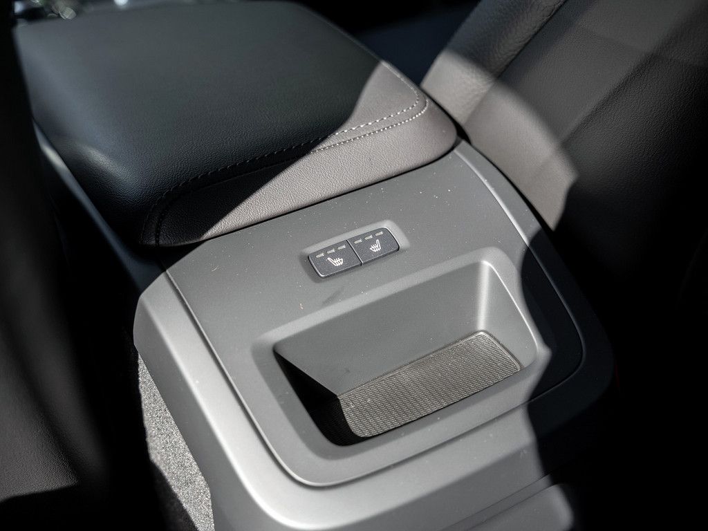 Volvo XC60 2025