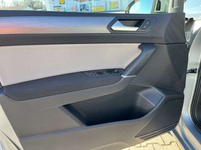 Volkswagen Touran 2024