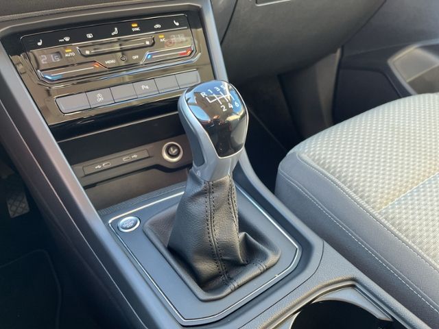 Volkswagen Touran 2024