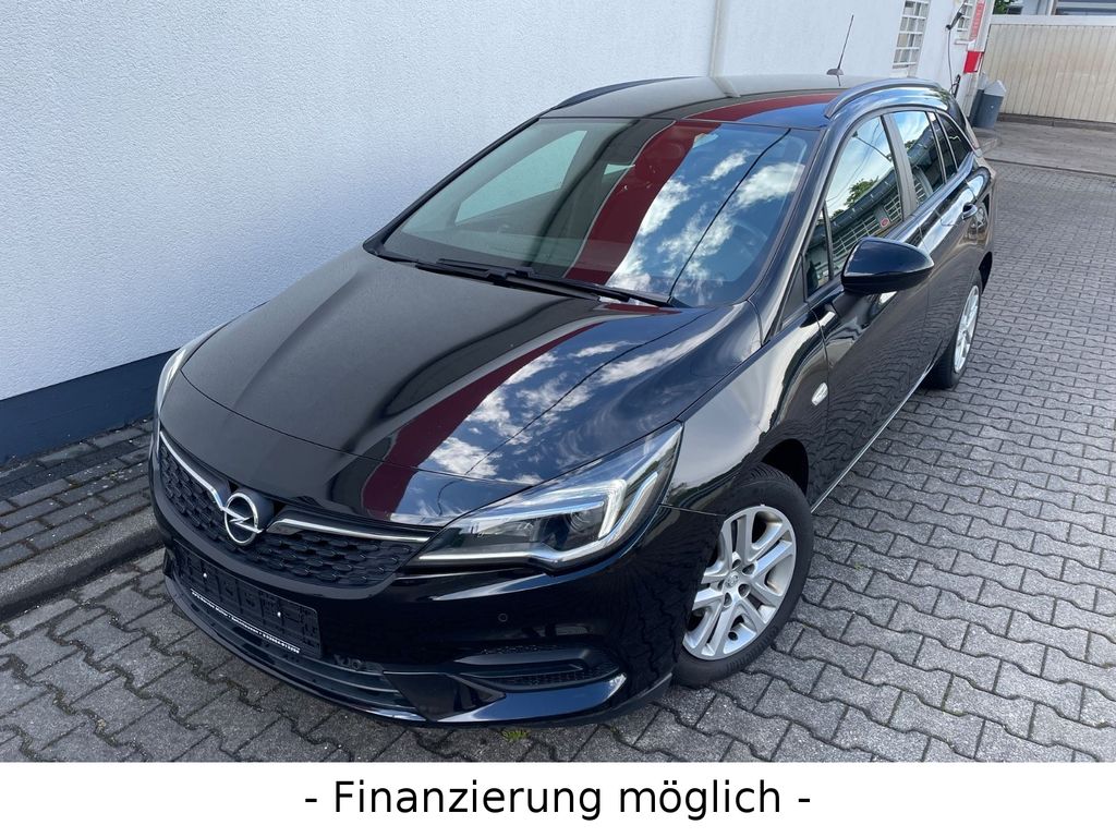 Opel Astra 2022