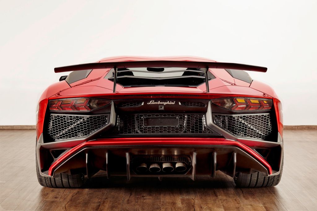 Lamborghini Aventador 2015