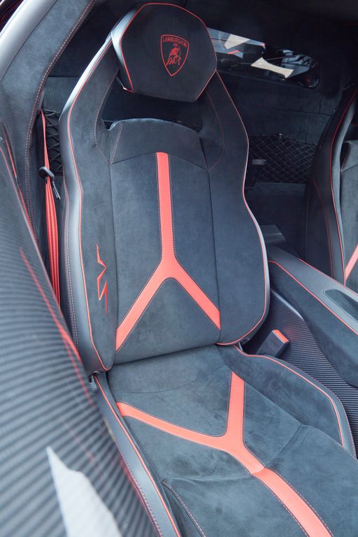 Lamborghini Aventador 2015