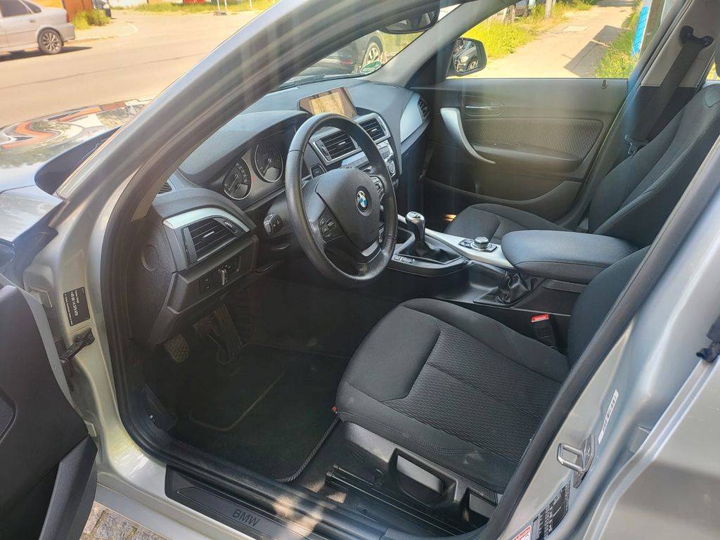 BMW 118 2016