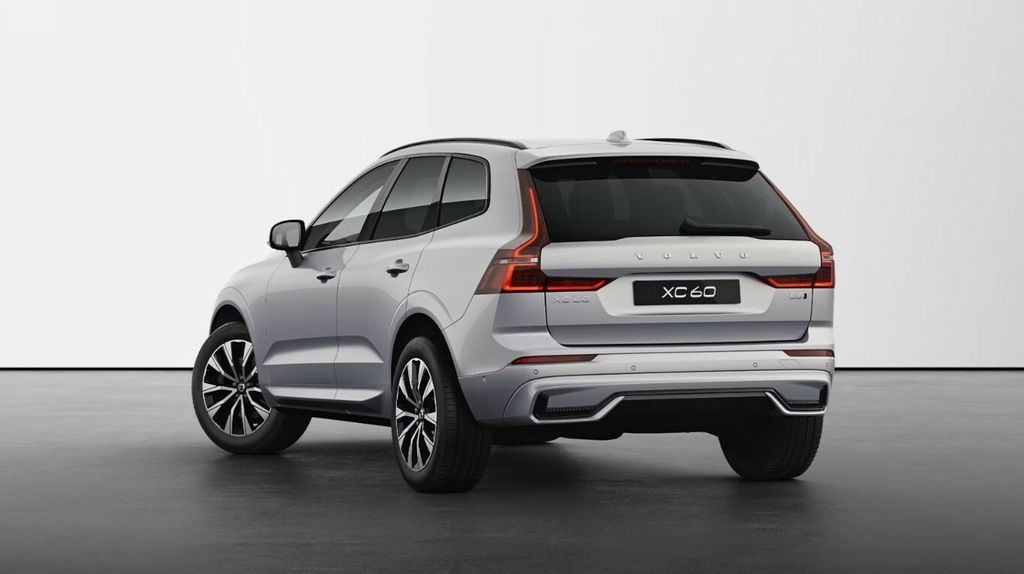 Volvo XC60 2025