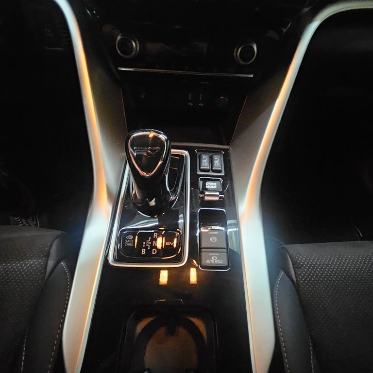 Mitsubishi Eclipse Cross 2024