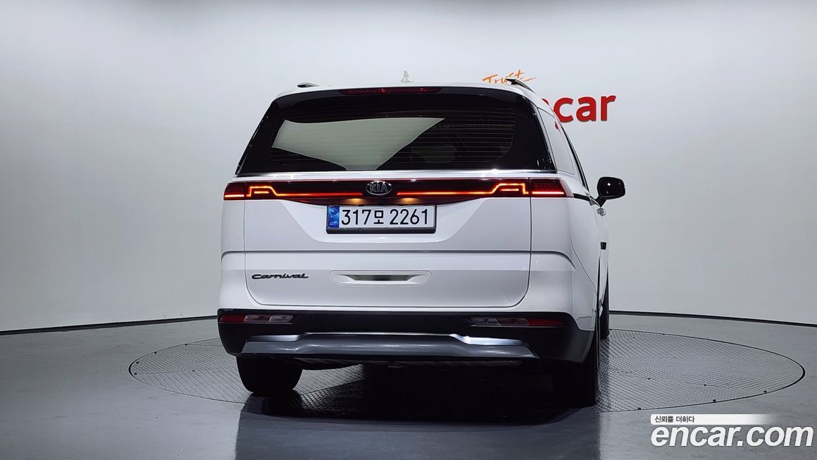 Kia Canival 2021