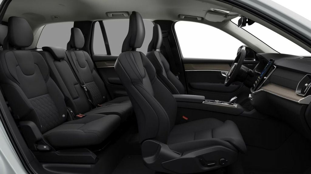 Volvo XC90 2025