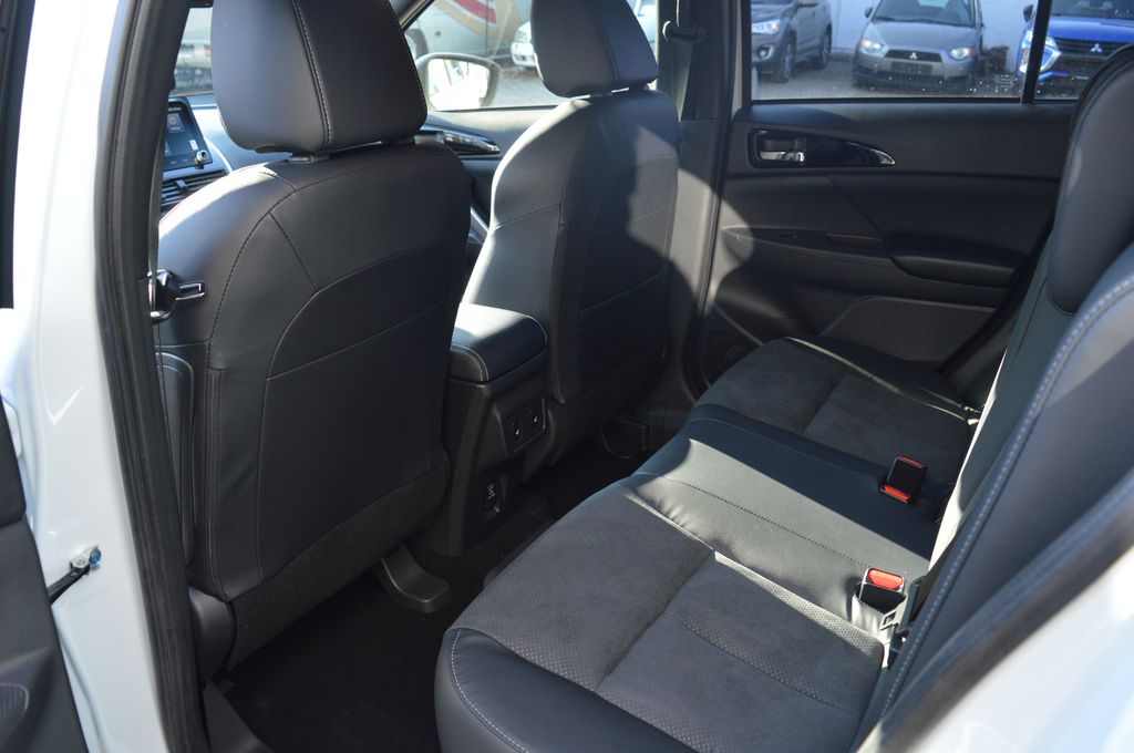 Mitsubishi Eclipse Cross 2024