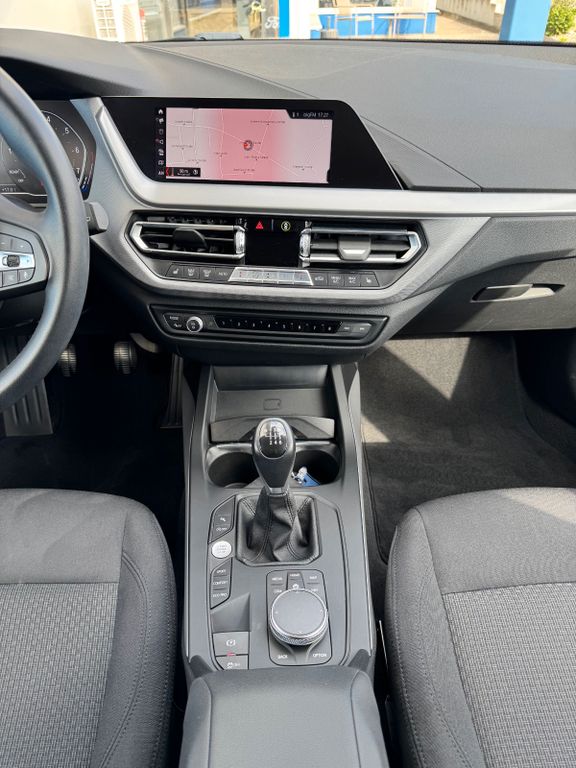 BMW 118 2019