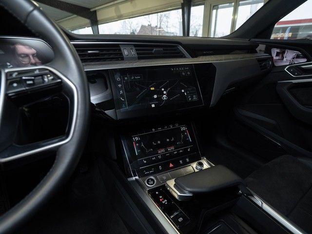 Audi e-tron 2020