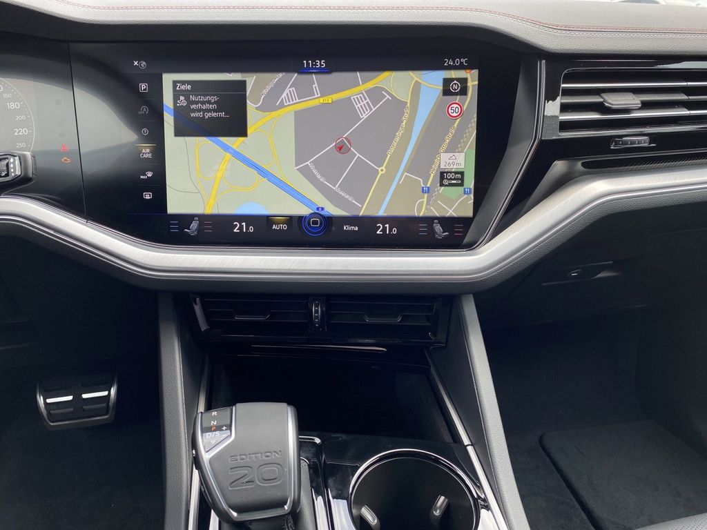 Volkswagen Touareg 2025