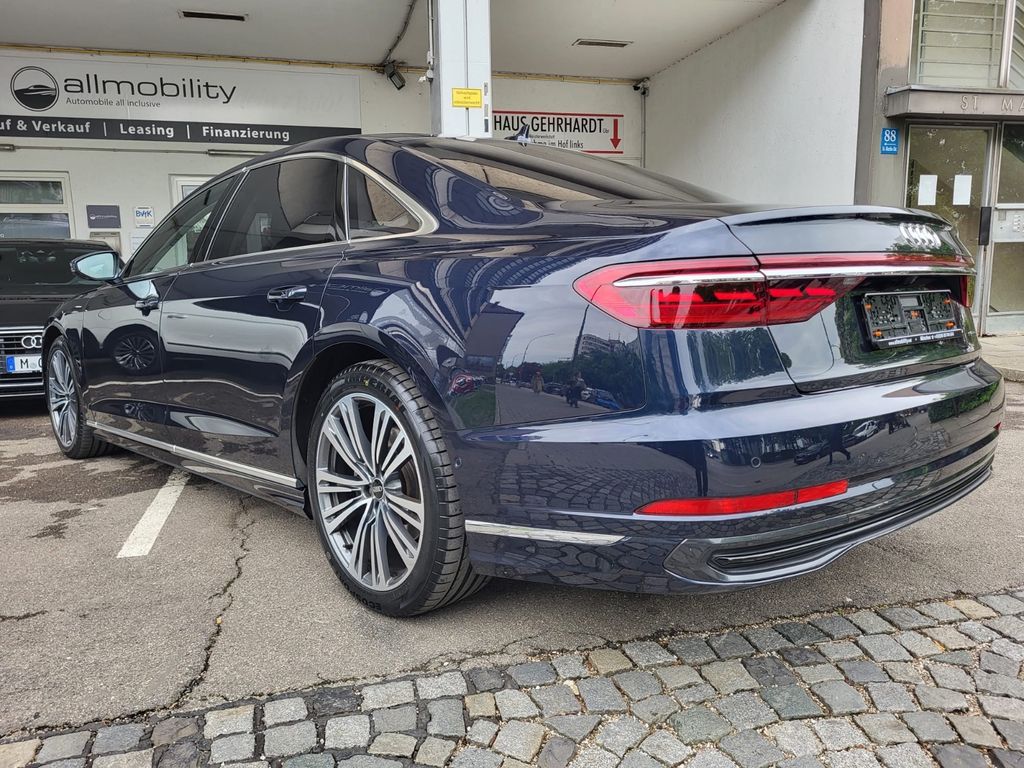 Audi A8 2023