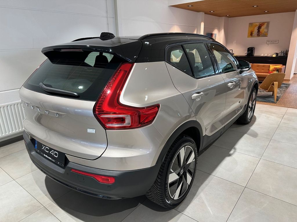Volvo XC40 2024