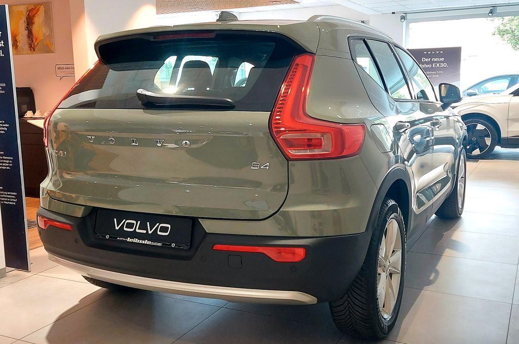 Volvo XC40 2024