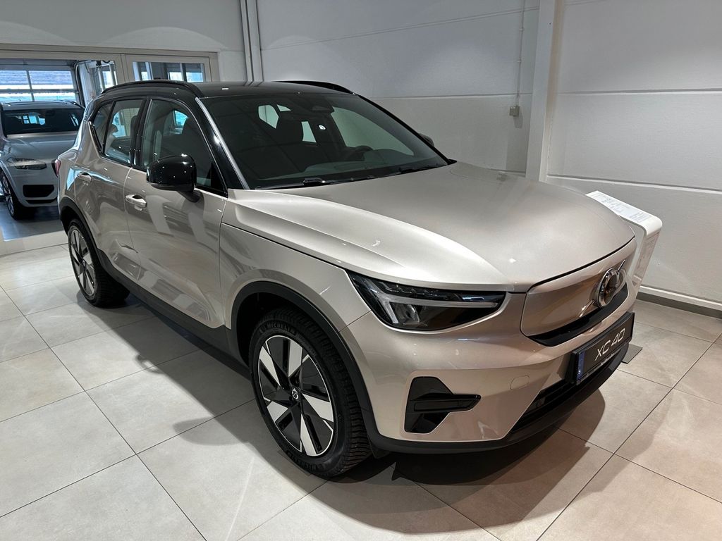 Volvo XC40 2024