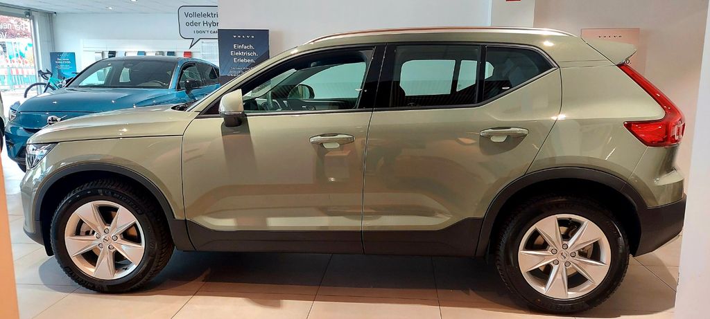 Volvo XC40 2024