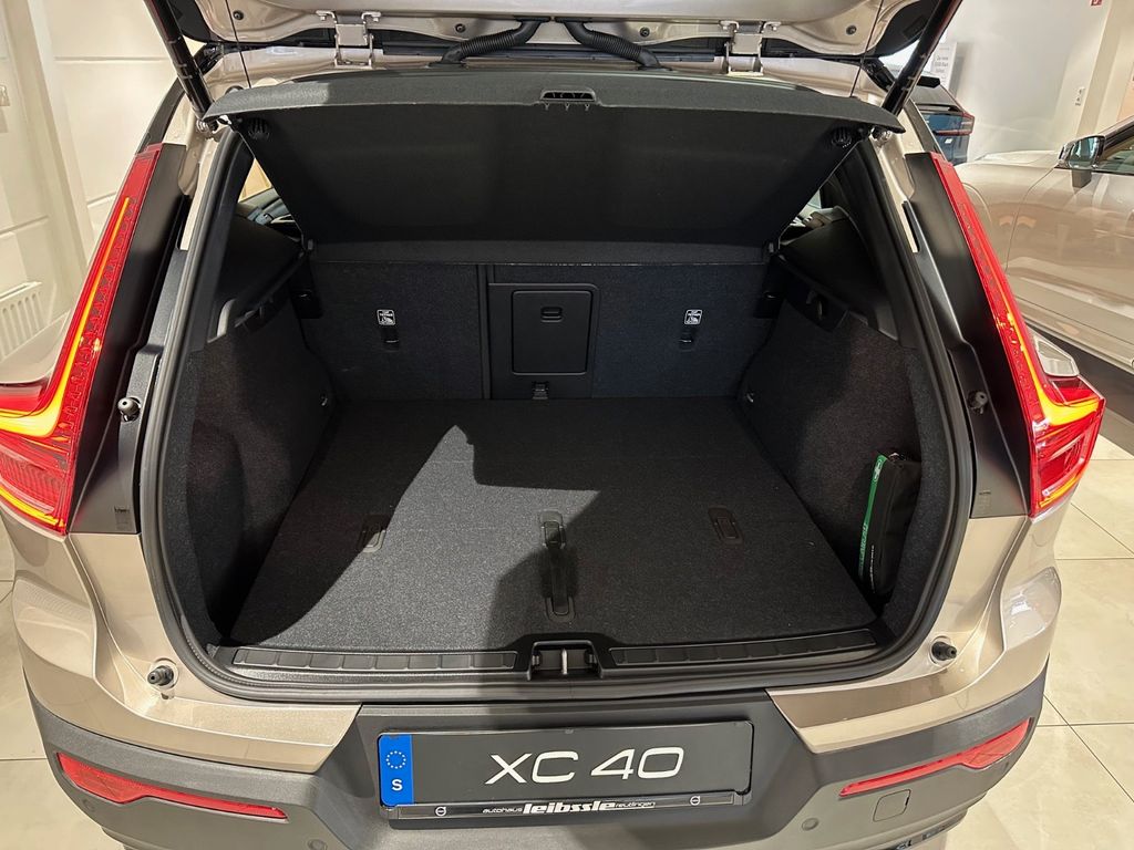 Volvo XC40 2024