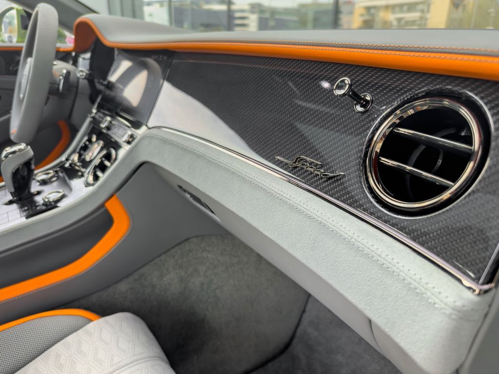 Bentley Continental GT 2024