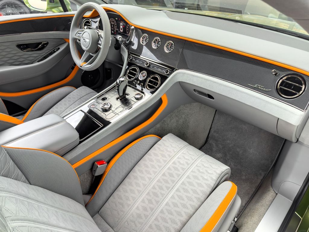 Bentley Continental GT 2024